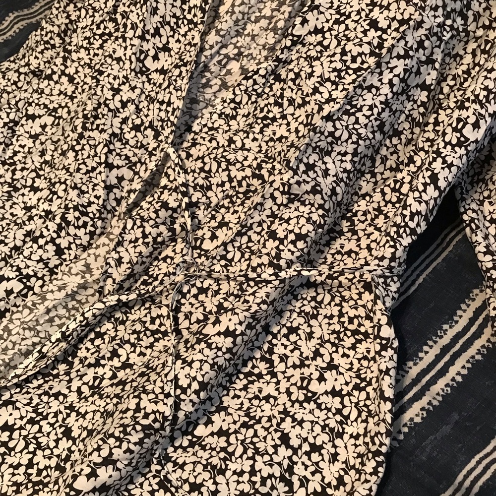 ASOS CURVE Wrap Puff Sleeve Maxi Dress - Picture 9 of 12